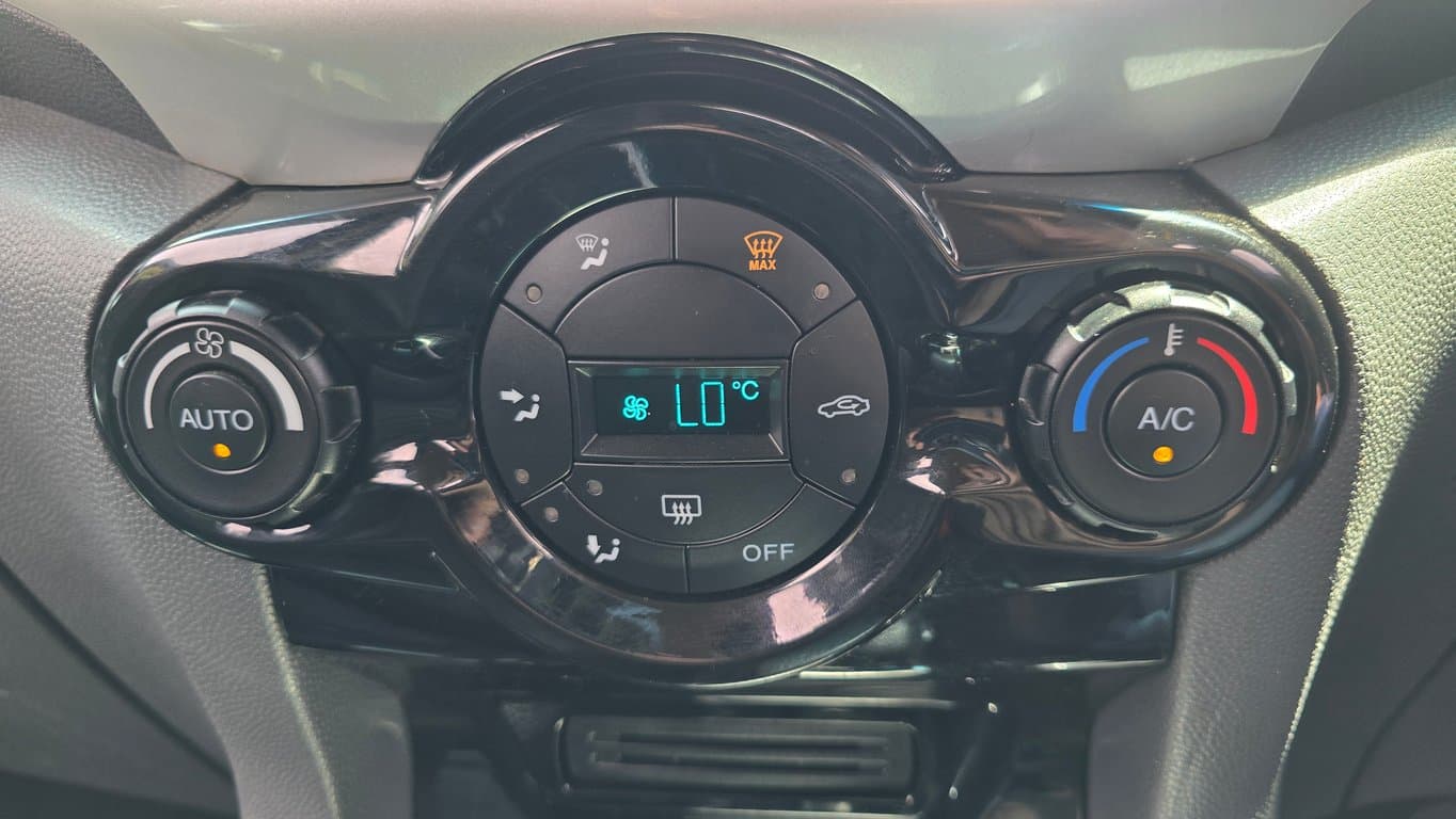 2017 Ford EcoSport 1.5 Titanium Auto photo 11