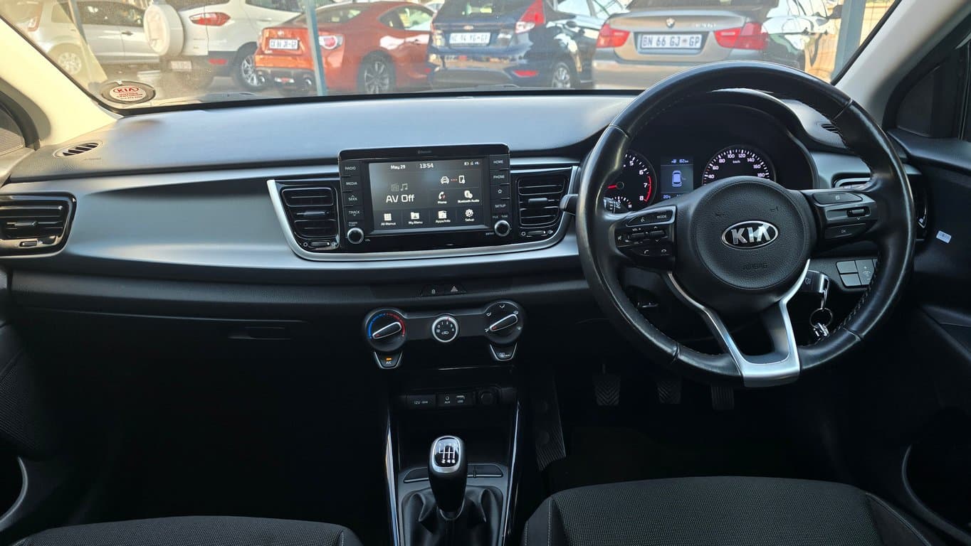 2017 Kia Rio 1.4 EX 5Dr photo 5