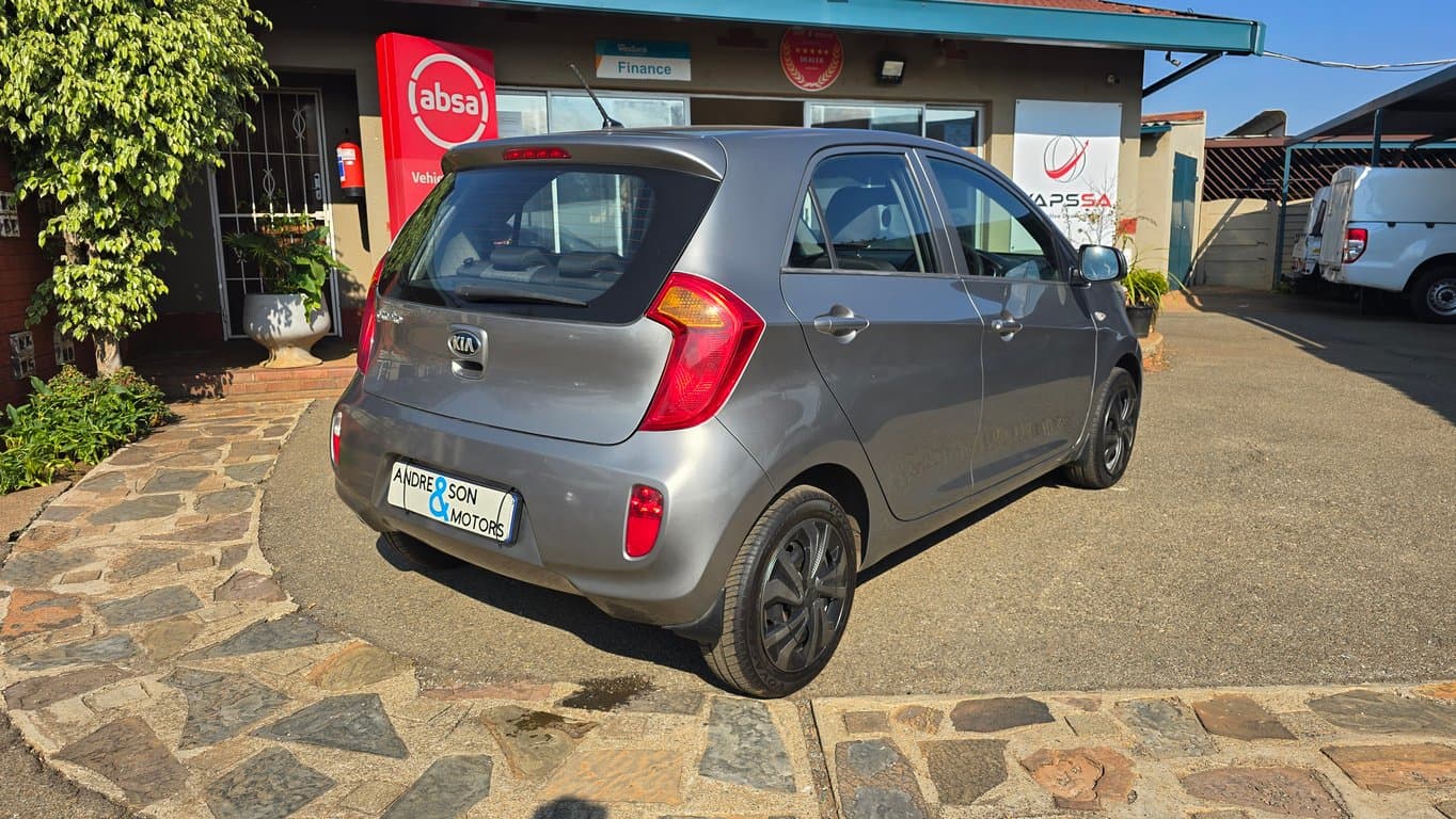 2015 Kia Picanto 1.0 photo 3