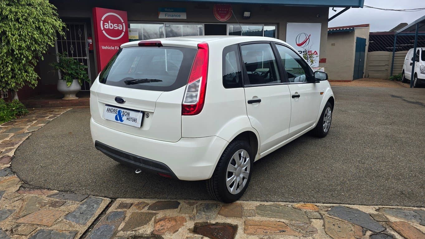 2014 Ford Figo 1.4 Ambiente photo 3
