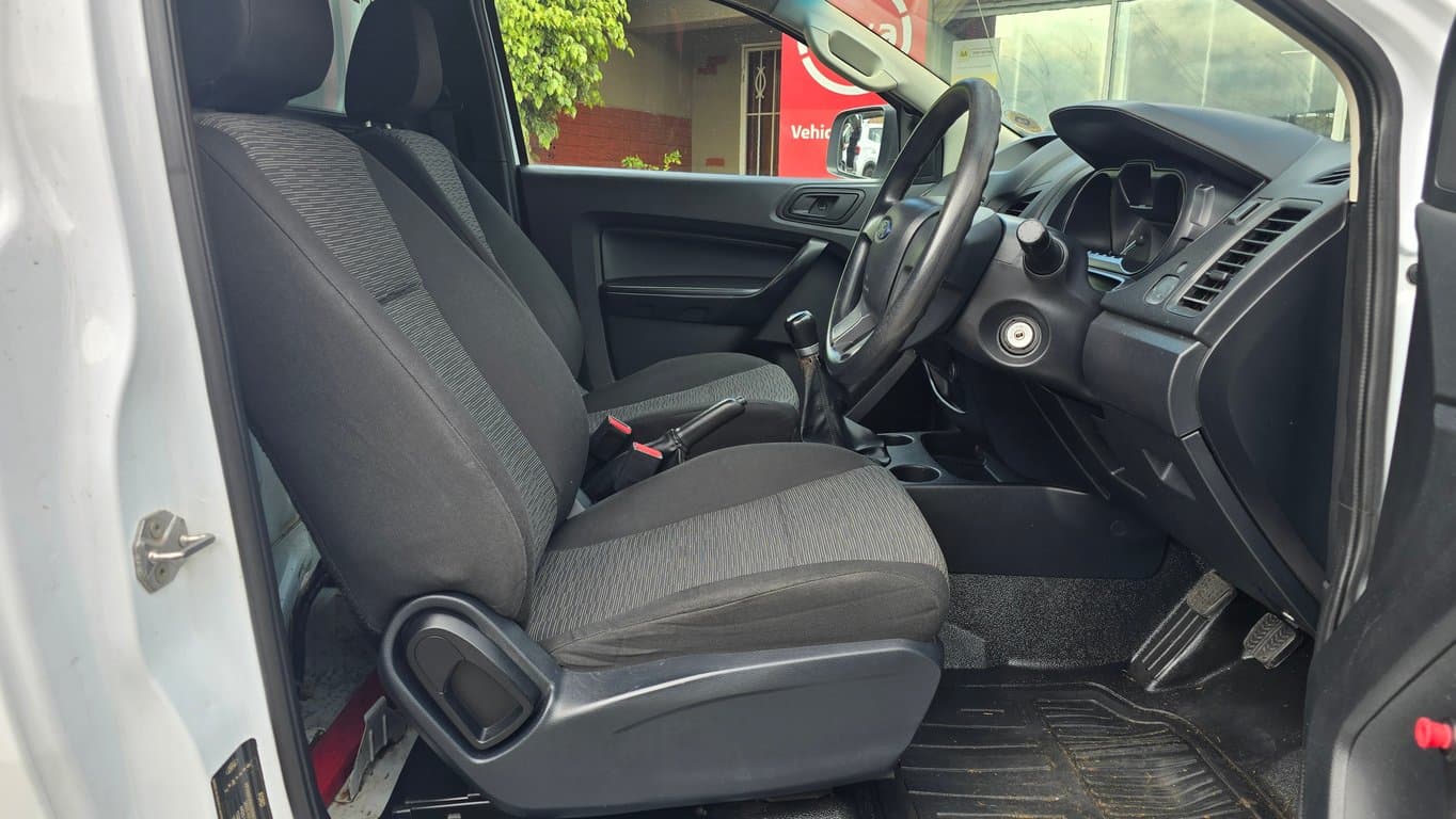 2021 Ford Ranger 2.2TDCI Single Cab photo 3