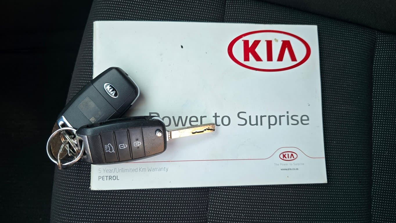 2017 Kia Rio 1.4 EX 5Dr photo 12