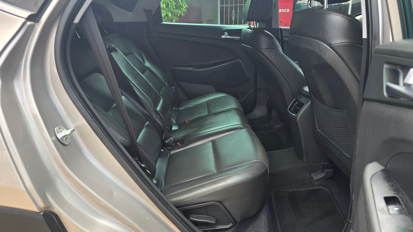 2017 Hyundai Tuscon 1.7 CRDI Executive photo 6